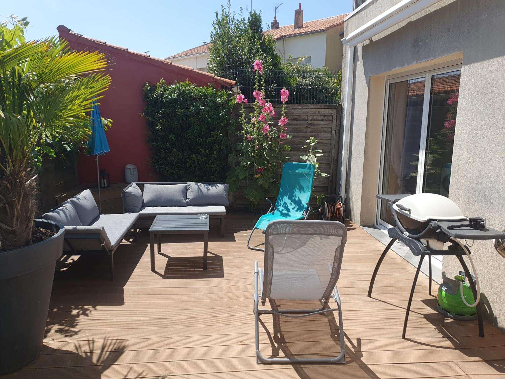 Joli Appartement 50 M2 Classe 3 Etoiles Avec Terrasse Et Jardin La Rochelle  Bagian luar foto